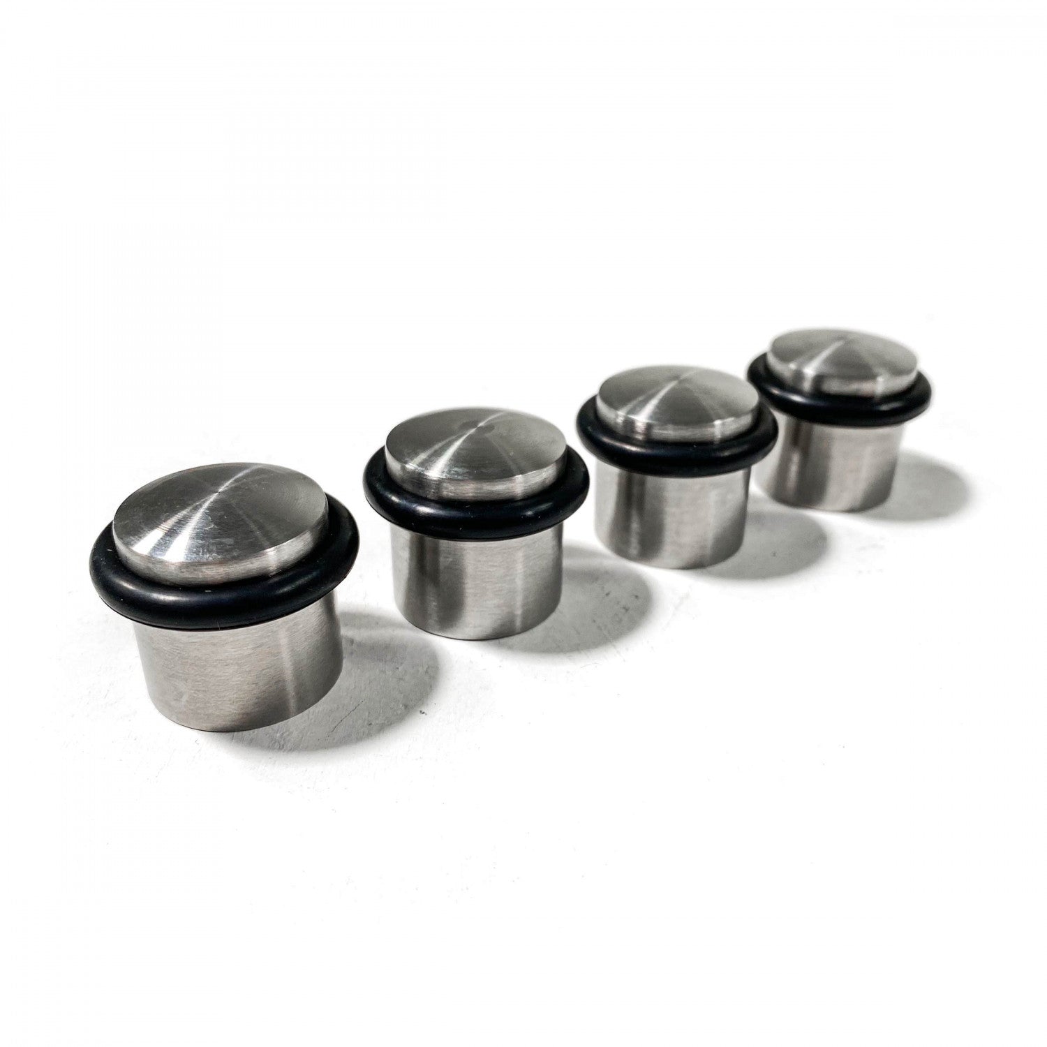 Wellputt indoor golf tees with weighted base for stable practice on putting mats
