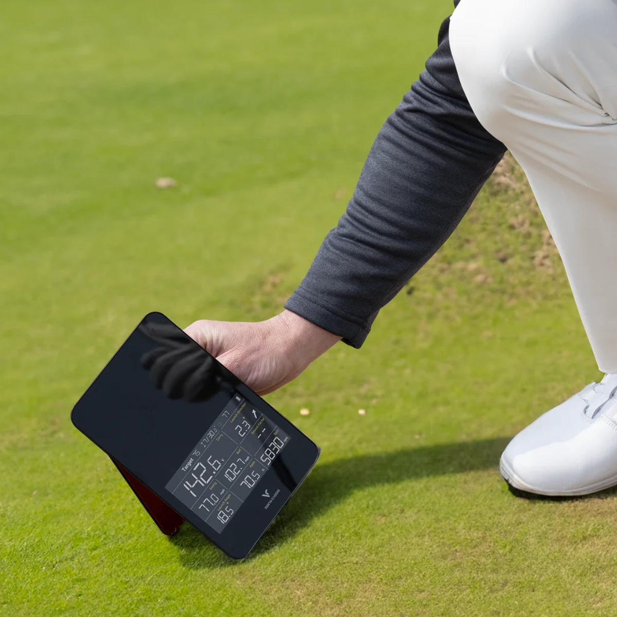 Voice Caddie SC4 Pro launch monitor for indoor and outdoor golf swing analysis