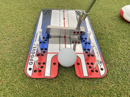 Eyeline Groove Putting Mirror image 5