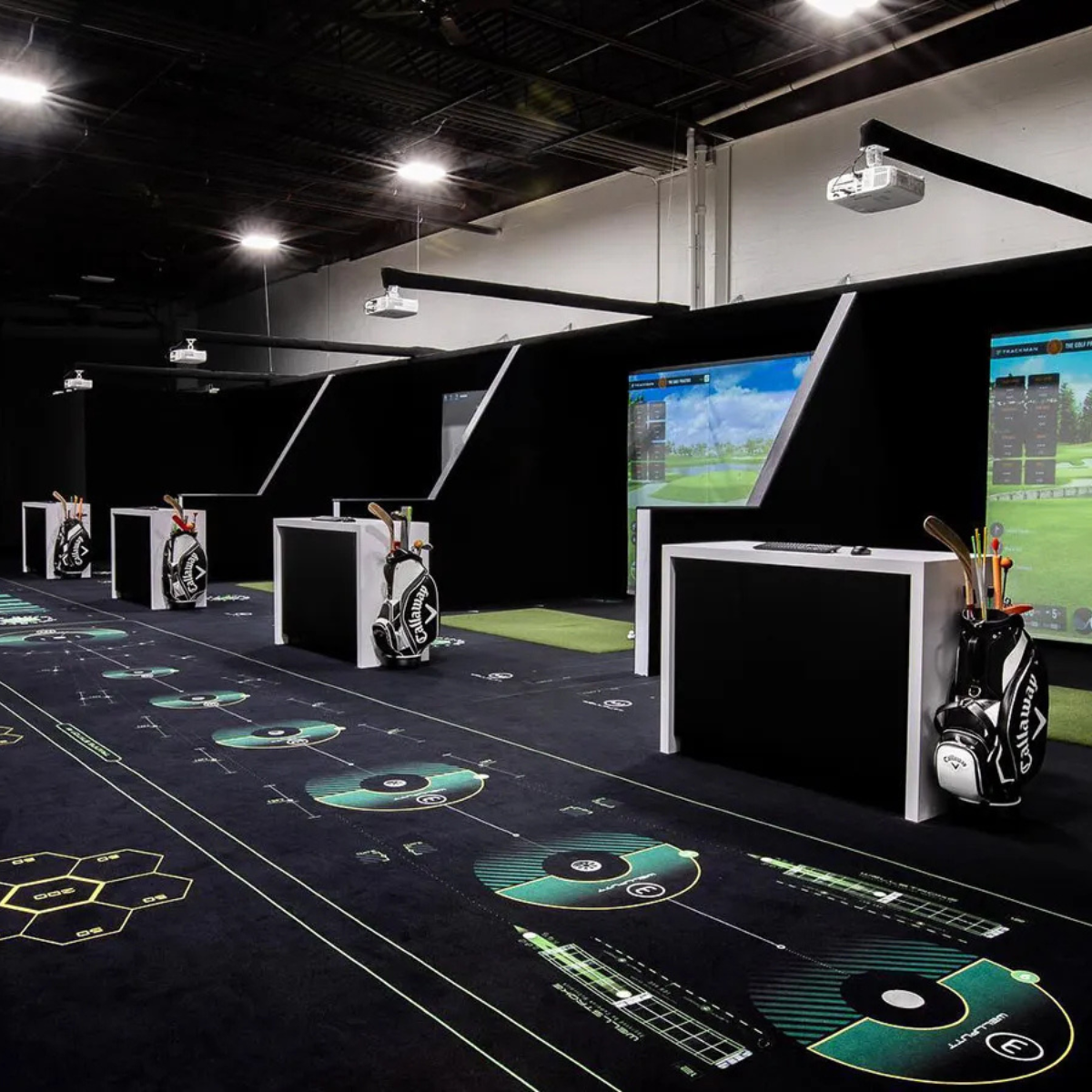 Wellputt custom putting surface for golf studios and professional training environments
